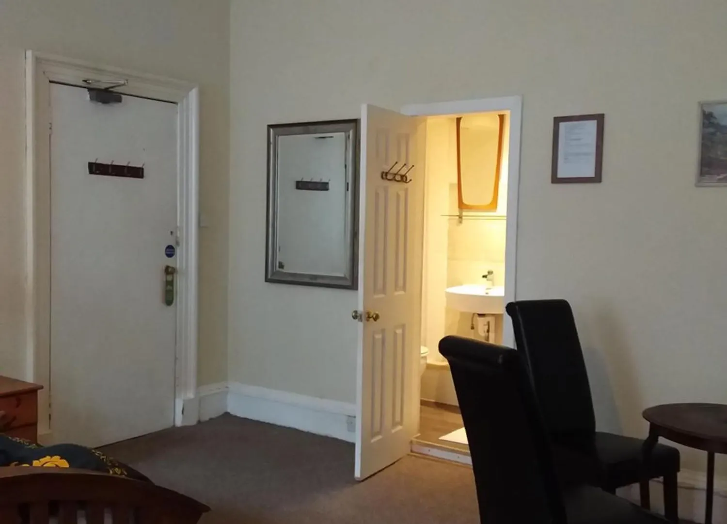 The City- Braveheart House Edinburgh Homestay