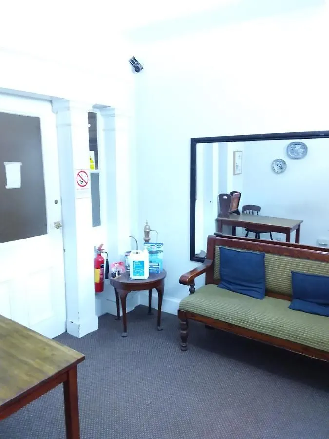 The City- Braveheart House Edinburgh Homestay